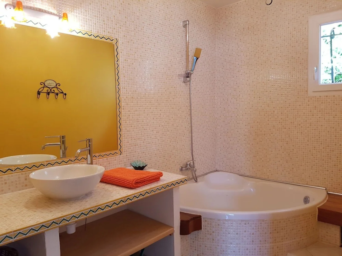 Holiday home in Courry, with private pool, covered terrace and beautiful views