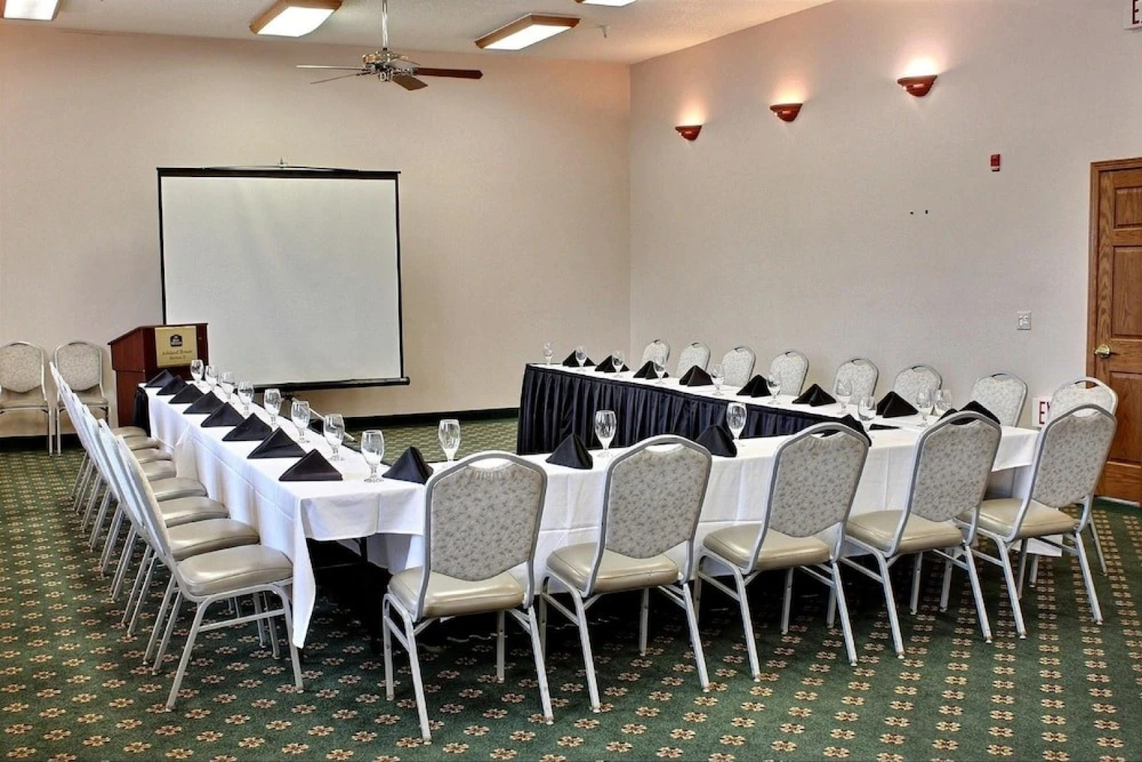 Comfort Inn & Suites At I-74 And 155