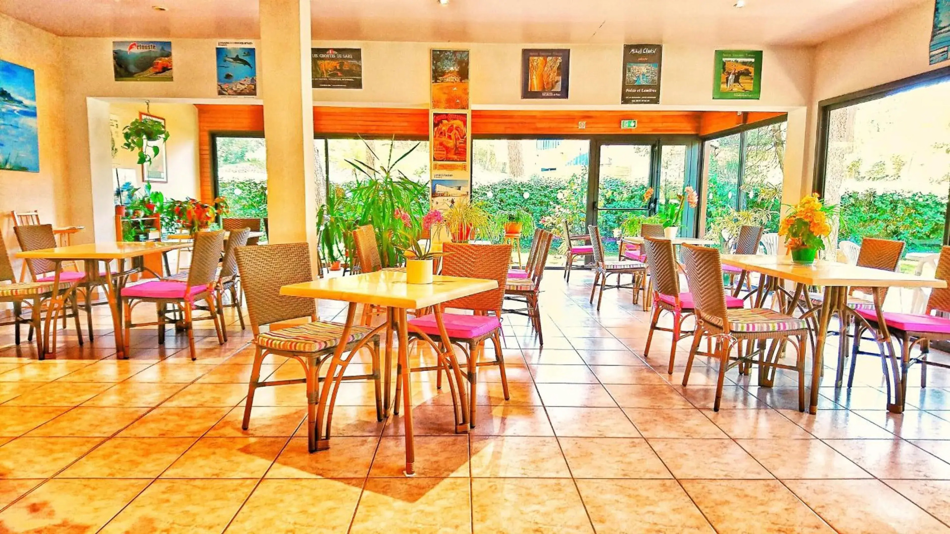 Résidence Hôtelière les Acanthes