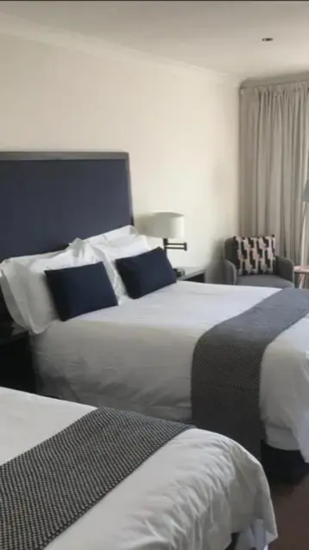 Aaron Glen Guest Apartments