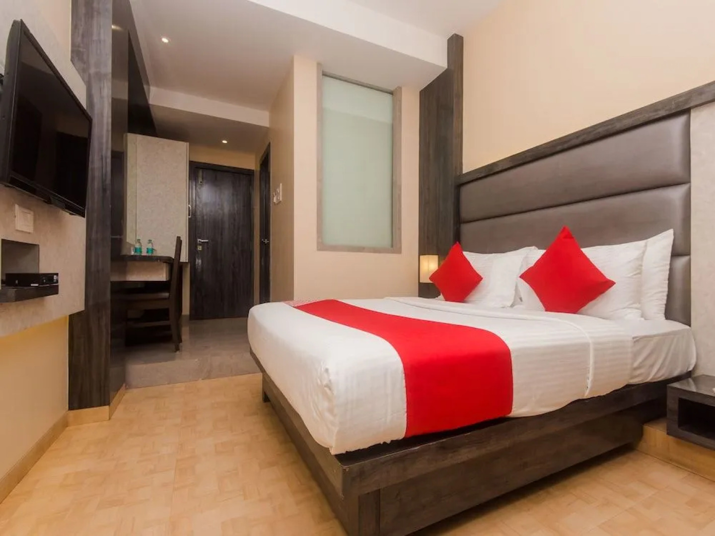 OYO 18449 Vinamra Residency