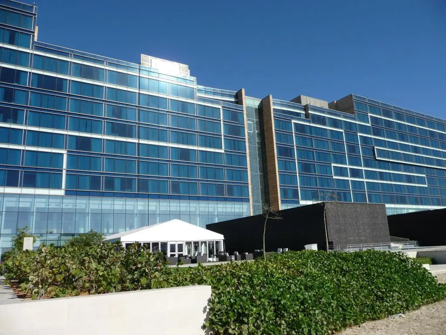 Отель Fairmont Bab Al Bahr