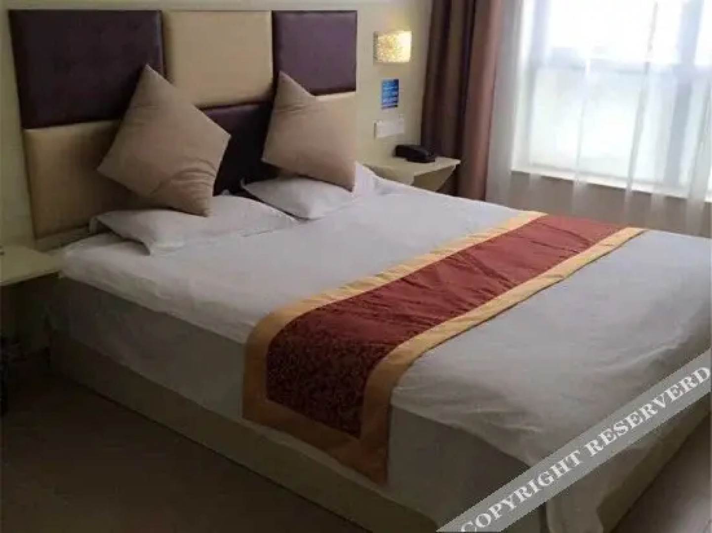 Pod Inn Hotel (Zhenjiang Dagang South Station Beihu Park)