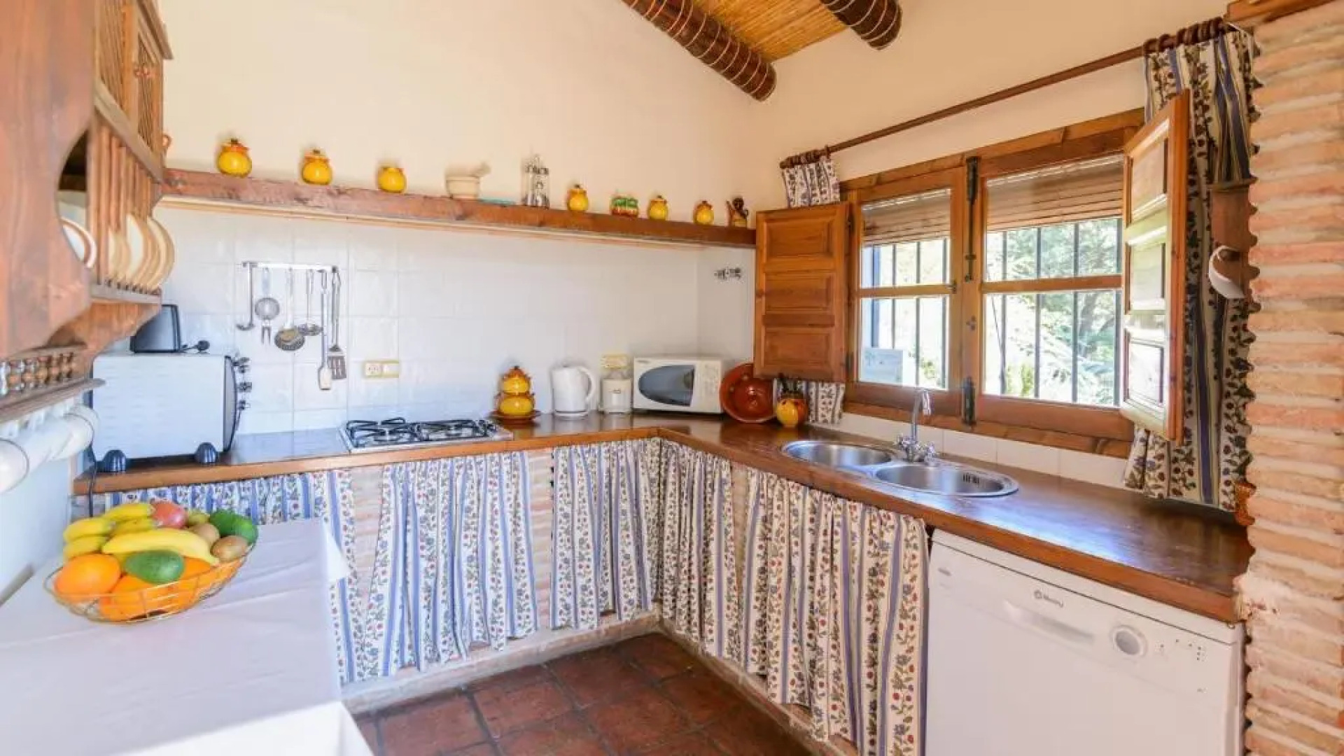 Casa Guajar Monda by Ruralidays