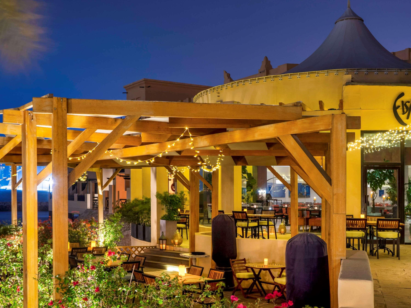 Novotel Bahrain Al Dana Resort