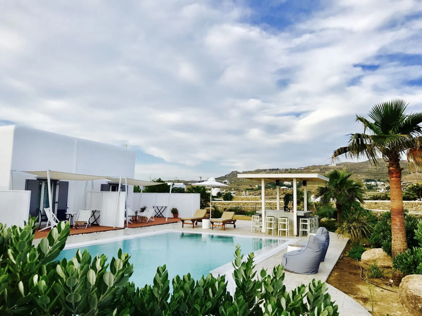 Queen Boutique Suites