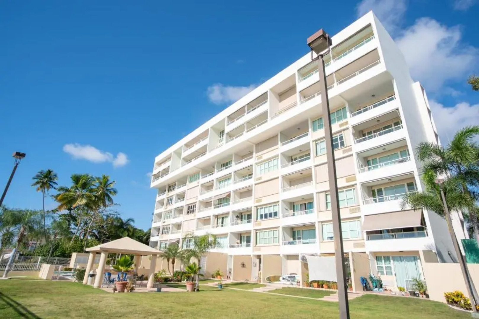 Beachfront Penthouse with Ocean and Sunset Views at Pelican Reef #703