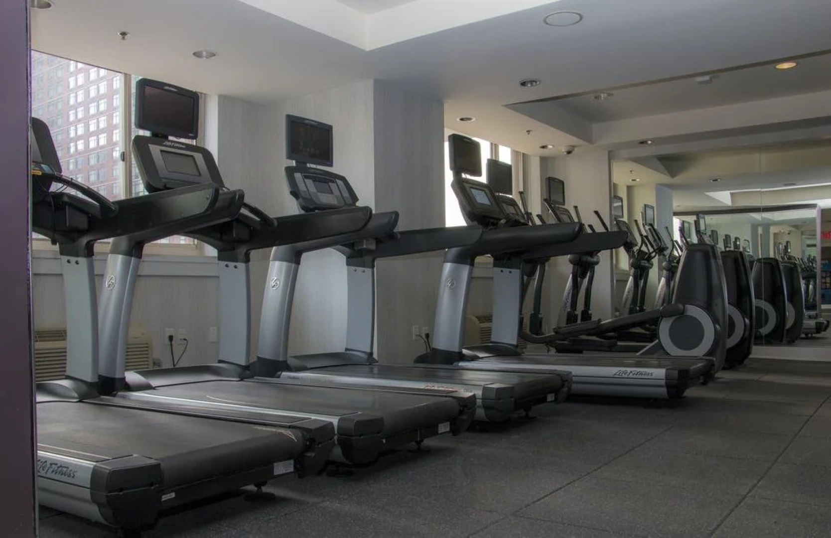 New York Area Modern Suites