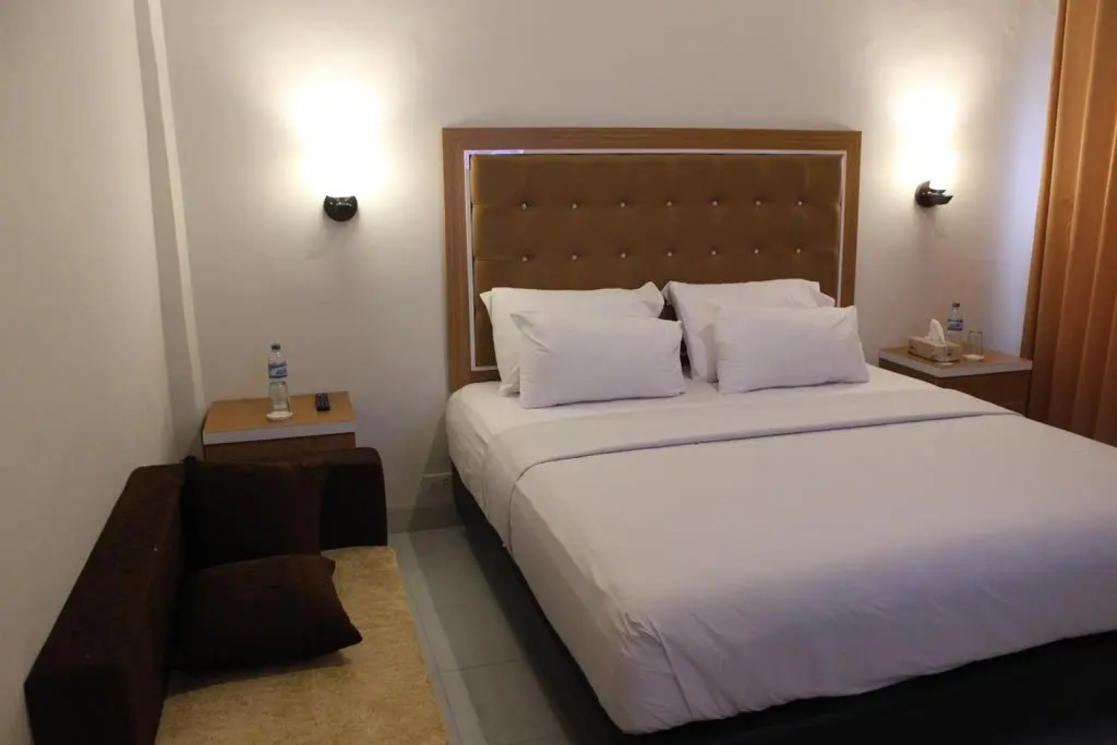 Pesona Bay Sea View Hotel