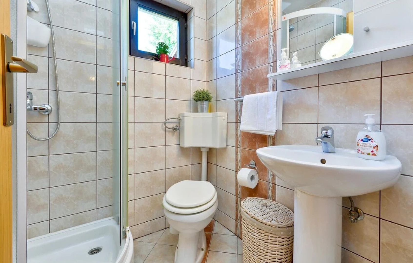 Amazing Home in Gornja Reka With 3 Bedrooms and Wifi