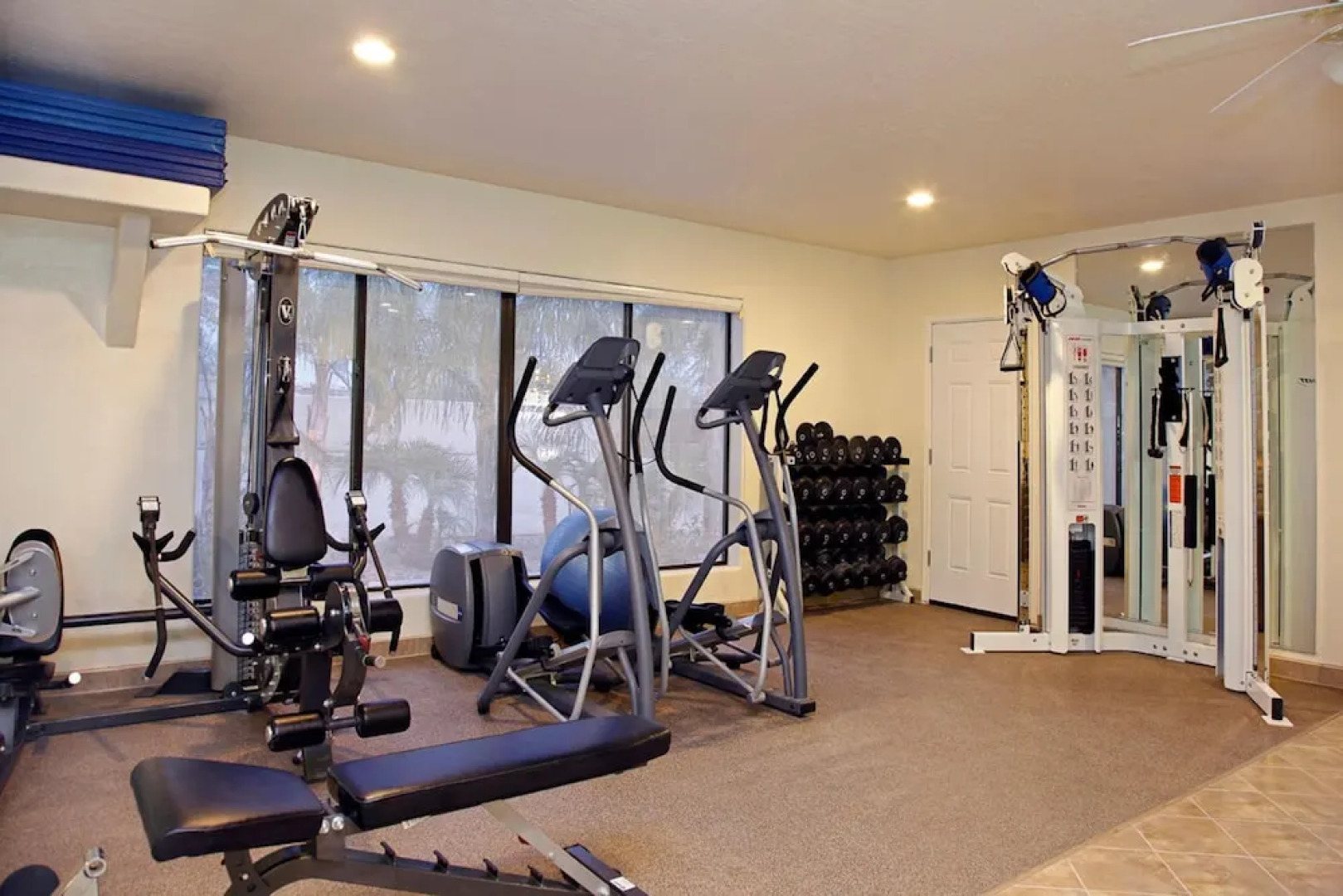 Desert Hills Paradise 5 Br By Casago