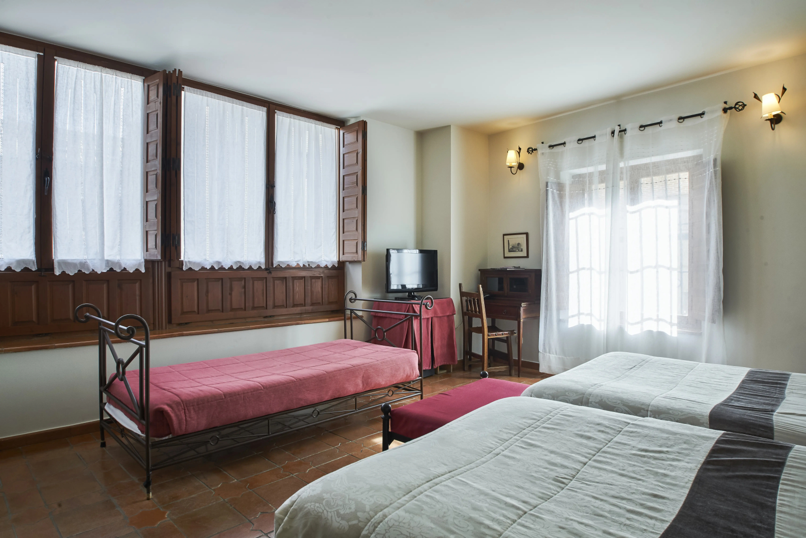 Hotel Cetina Palacio Ayala Berganza.