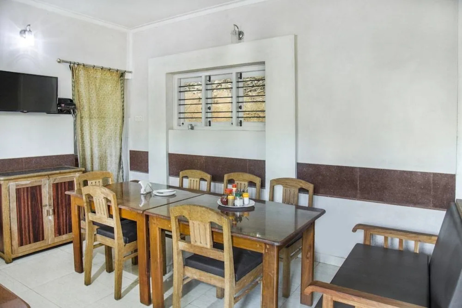 GuestHouser 1 BR Bed & Breakfast