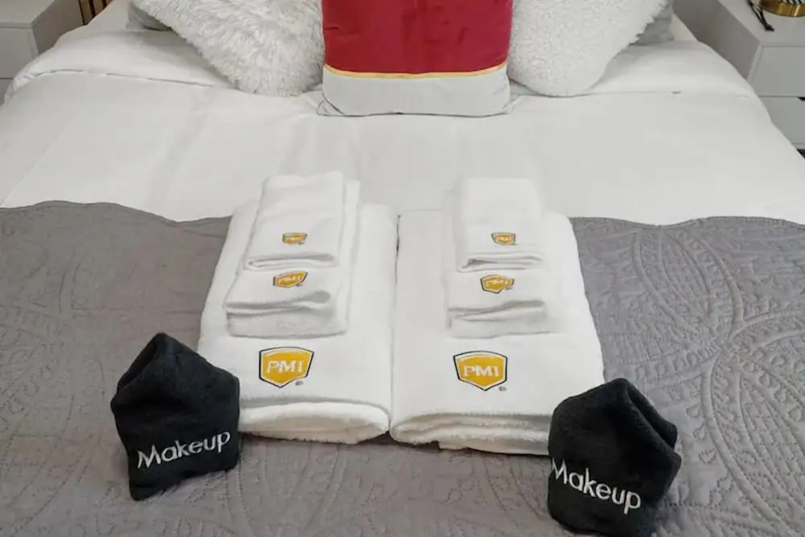 Coastal Palm Tree 2BR Retreat Ocean View