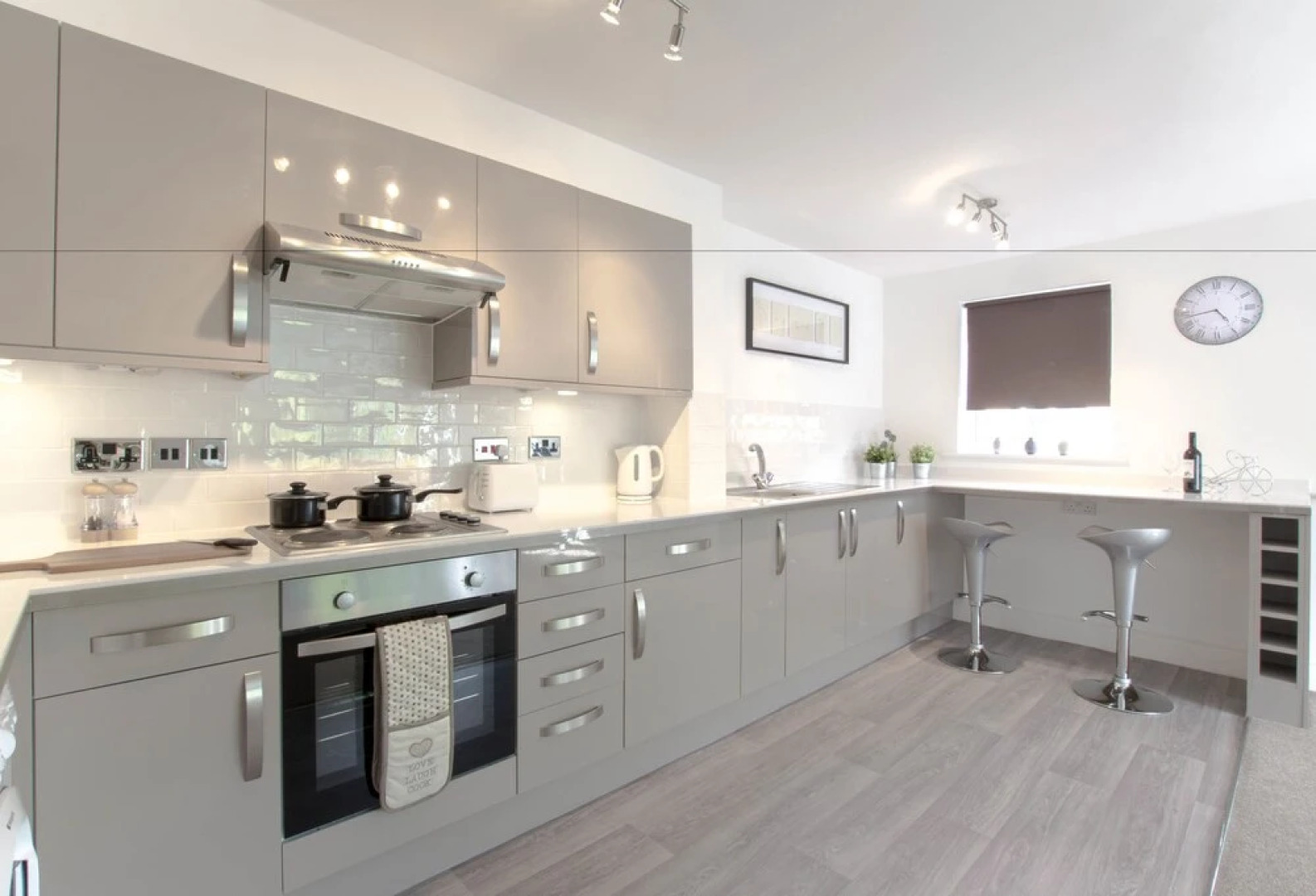 Oaklands House Serviced Apartments