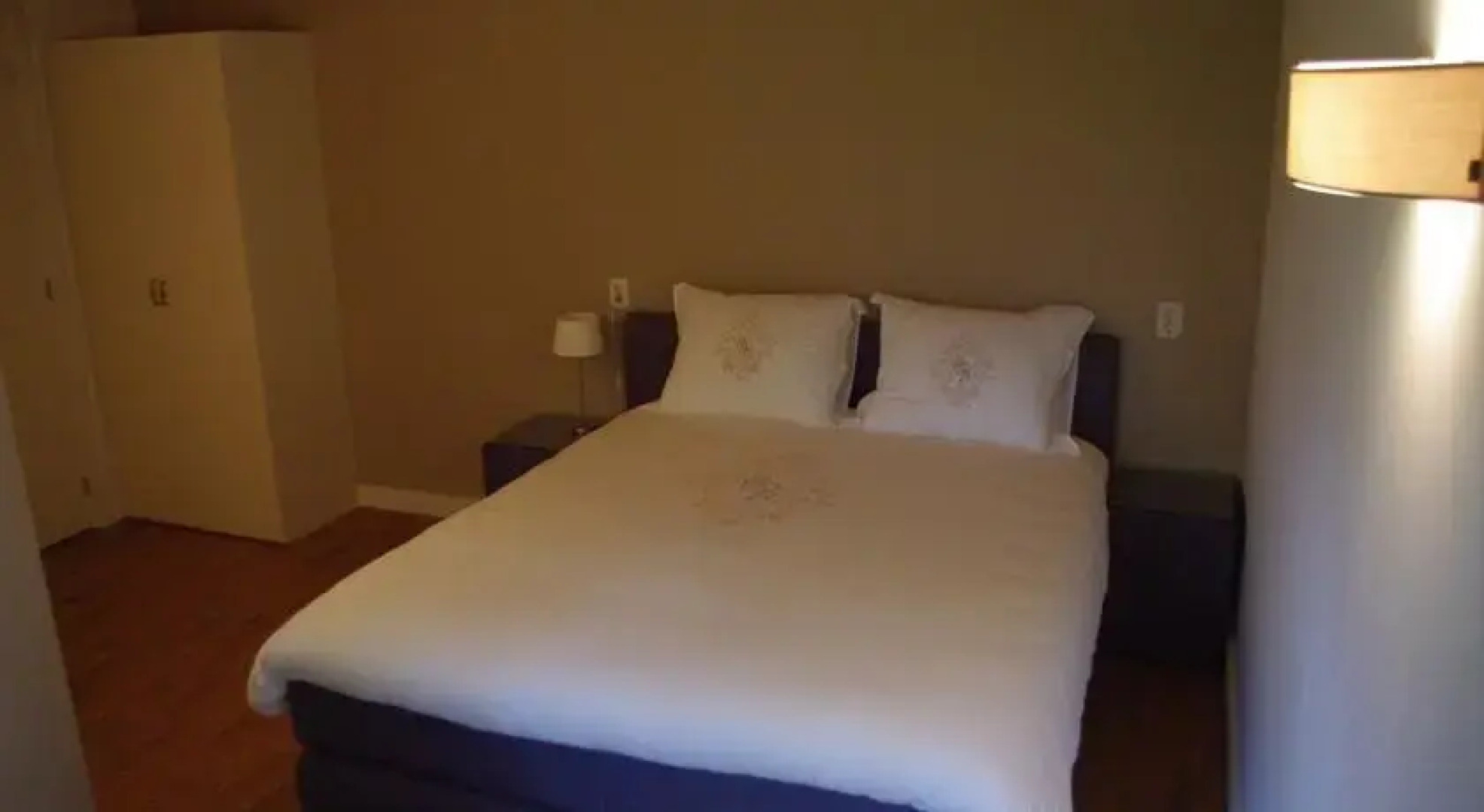 Bed & Breakfast Travel