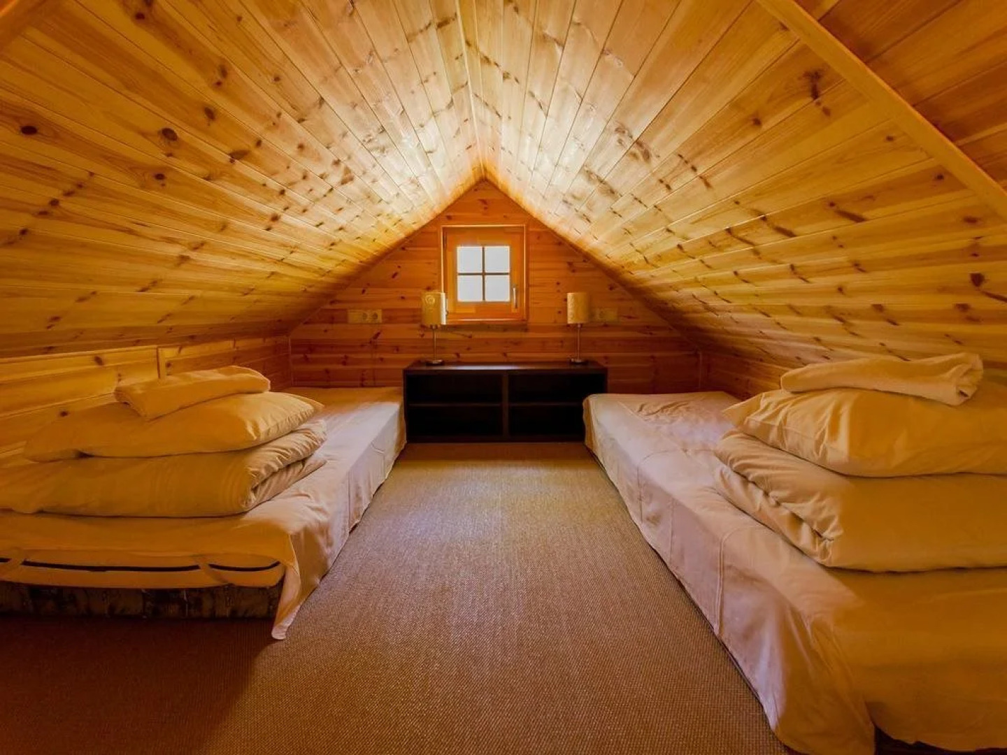 Roosta Holiday Village