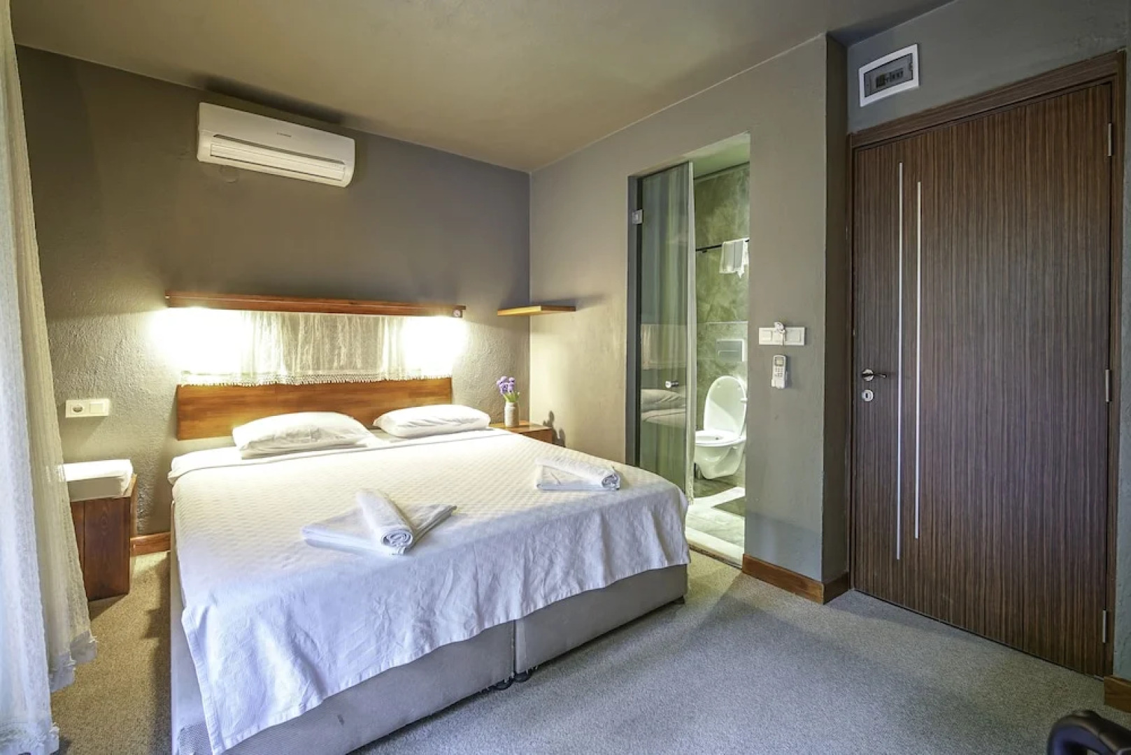 The Green Goose Hotel