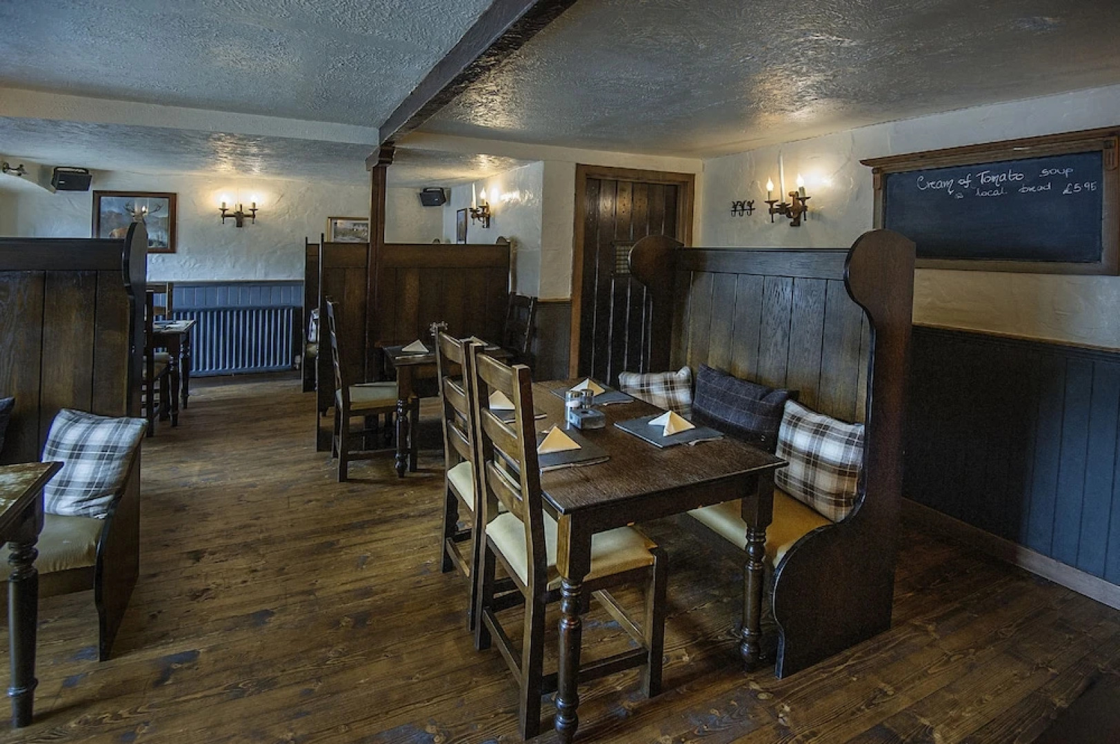 The Falls Of Dochart Inn