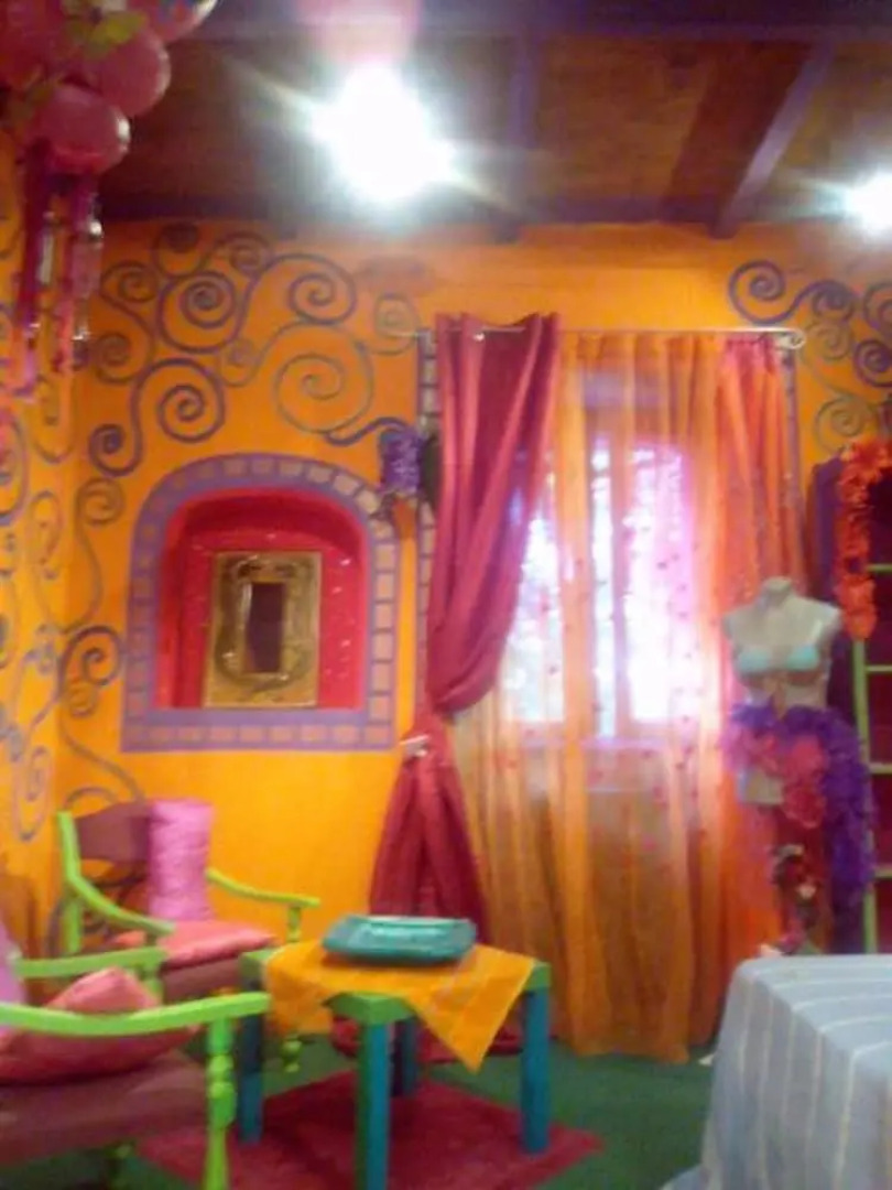 Calcata Artists Room