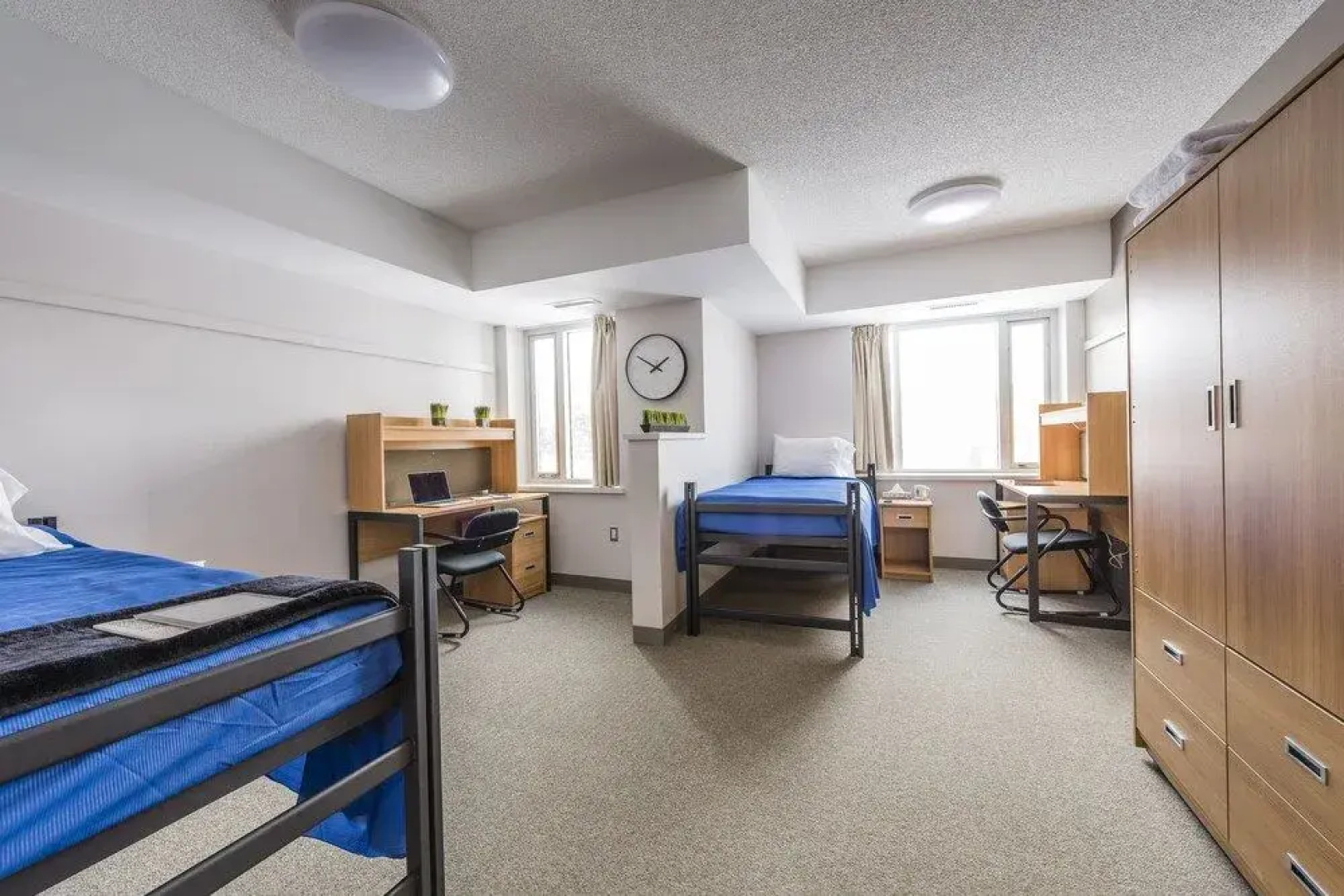 Western Bed and Breakfast - Ontario Hall