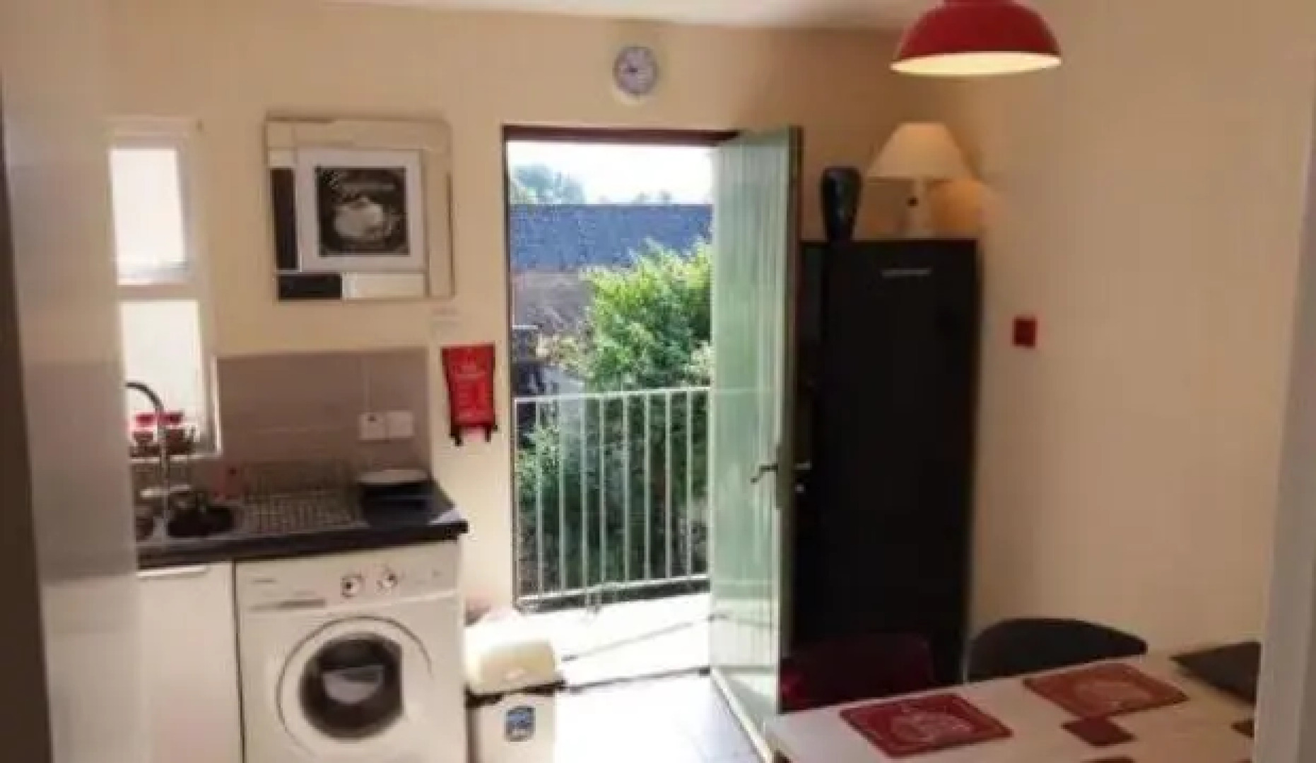 4 Bleach Green Apartments