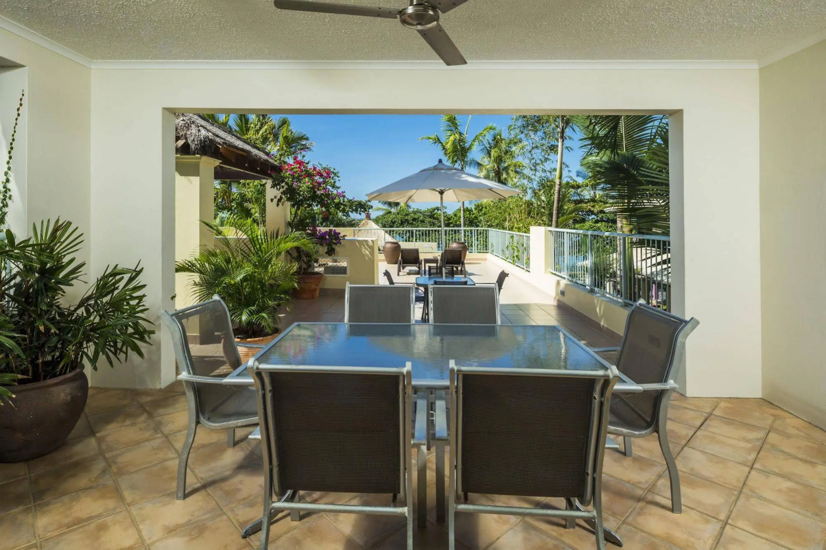 Sea Change Beachfront Apartments