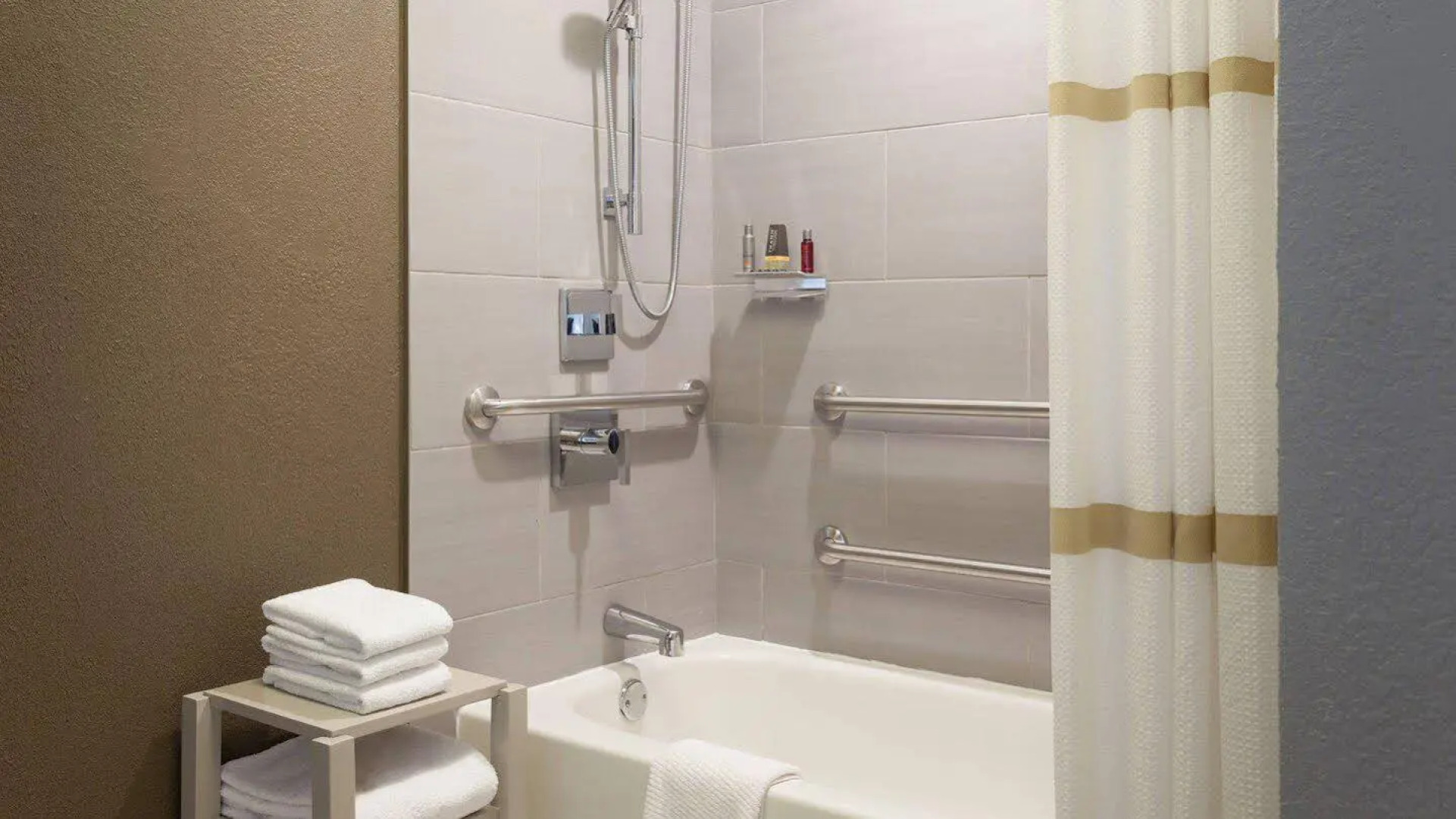 Marriott Savannah Riverfront