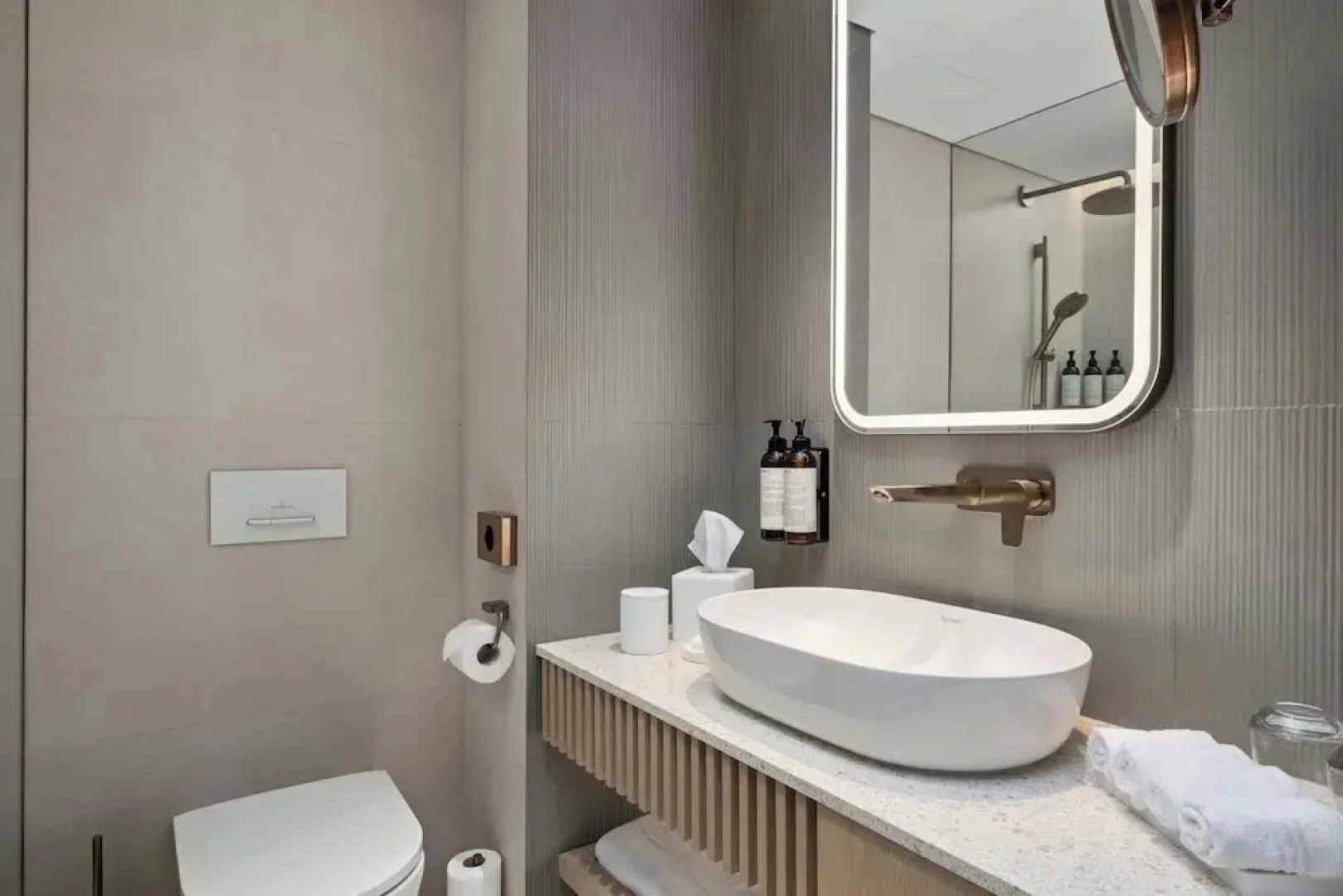 The Landmark Nicosia, Autograph Collection