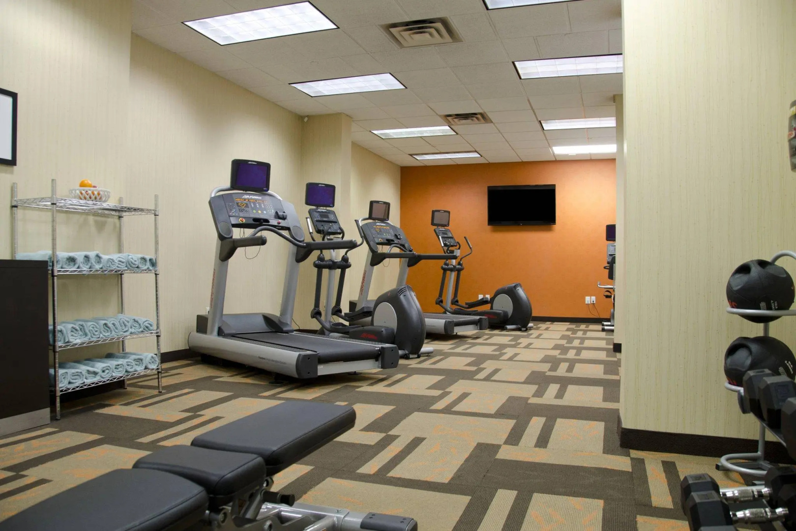 Courtyard by Marriott Waterbury Downtown