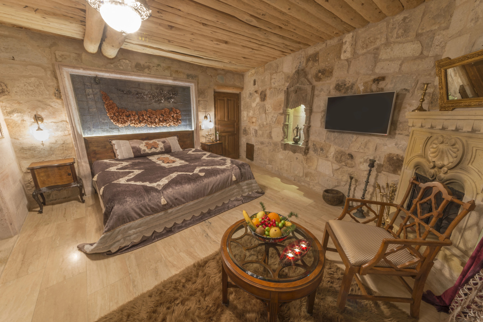 Elika Cave Suites & Spa