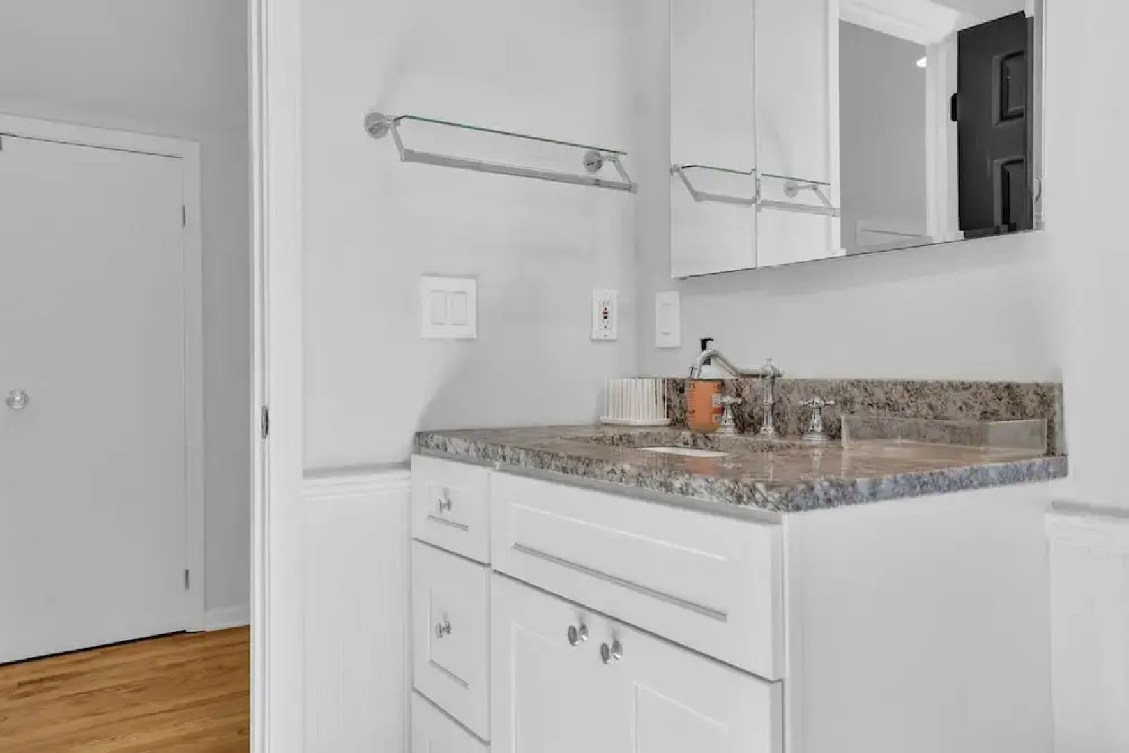 Chamblee Retreat 3BR Home w Spacious Porch