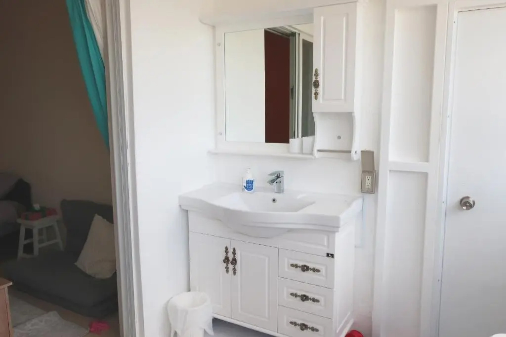 Ocean Villa Tin Gala