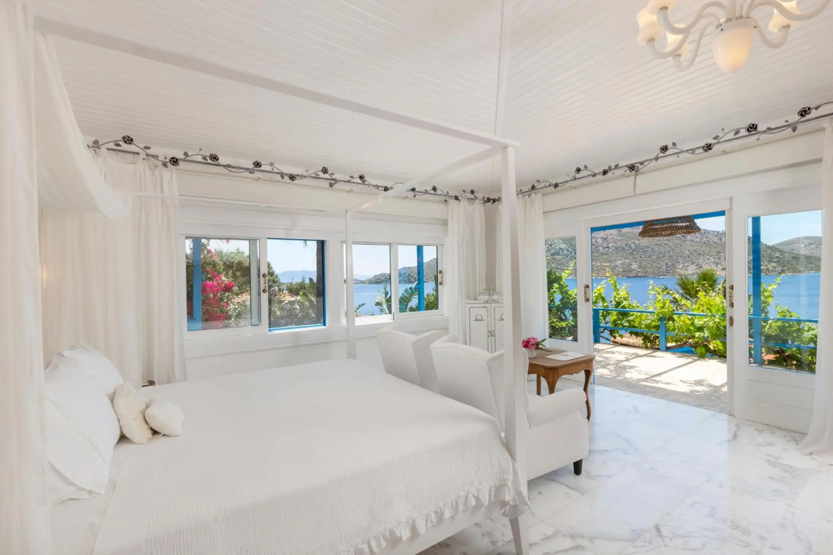 Sabrinas Haus - Adults Only