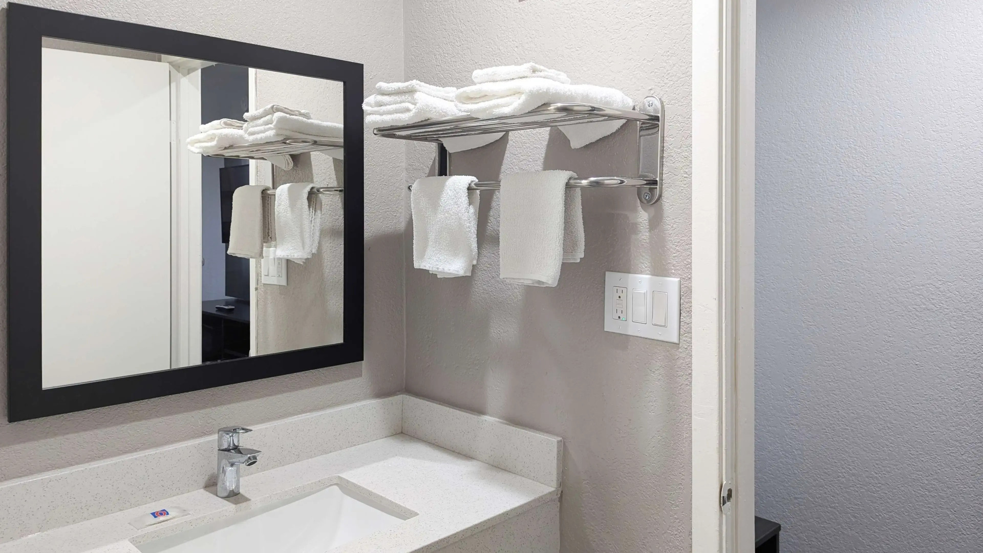 Motel 6 Victoria, TX