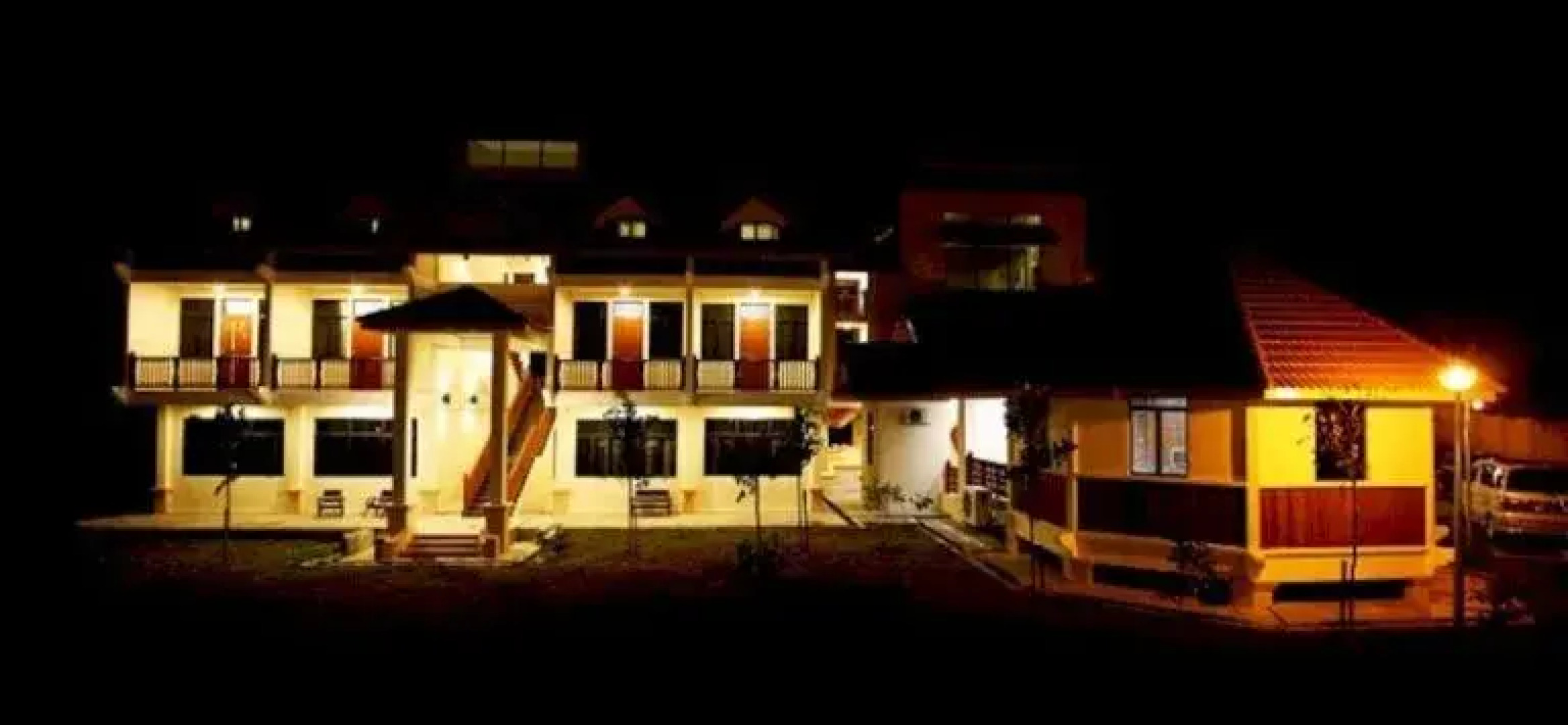 Suria Hill Country House