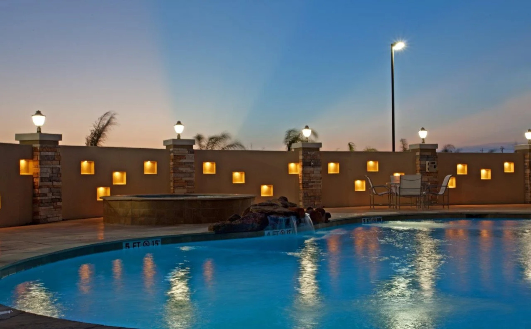 Holiday Inn Express Hotel & Suites - Houston Space Center by IHG