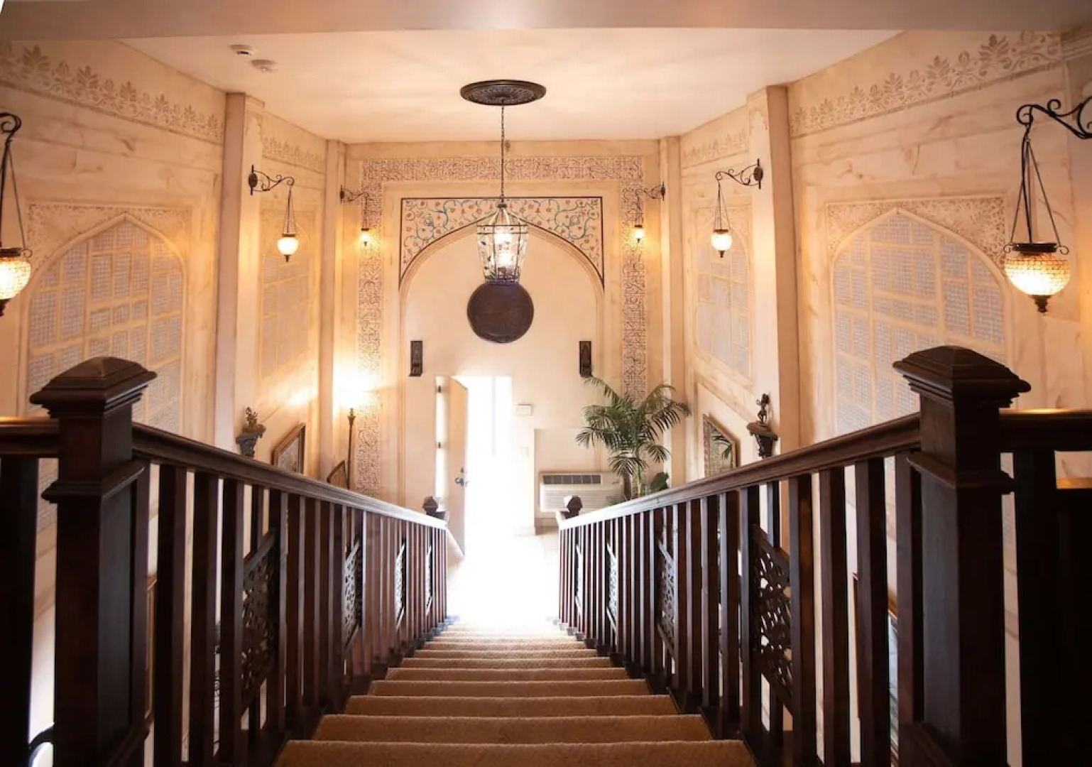 The Anniversary Inn Logan