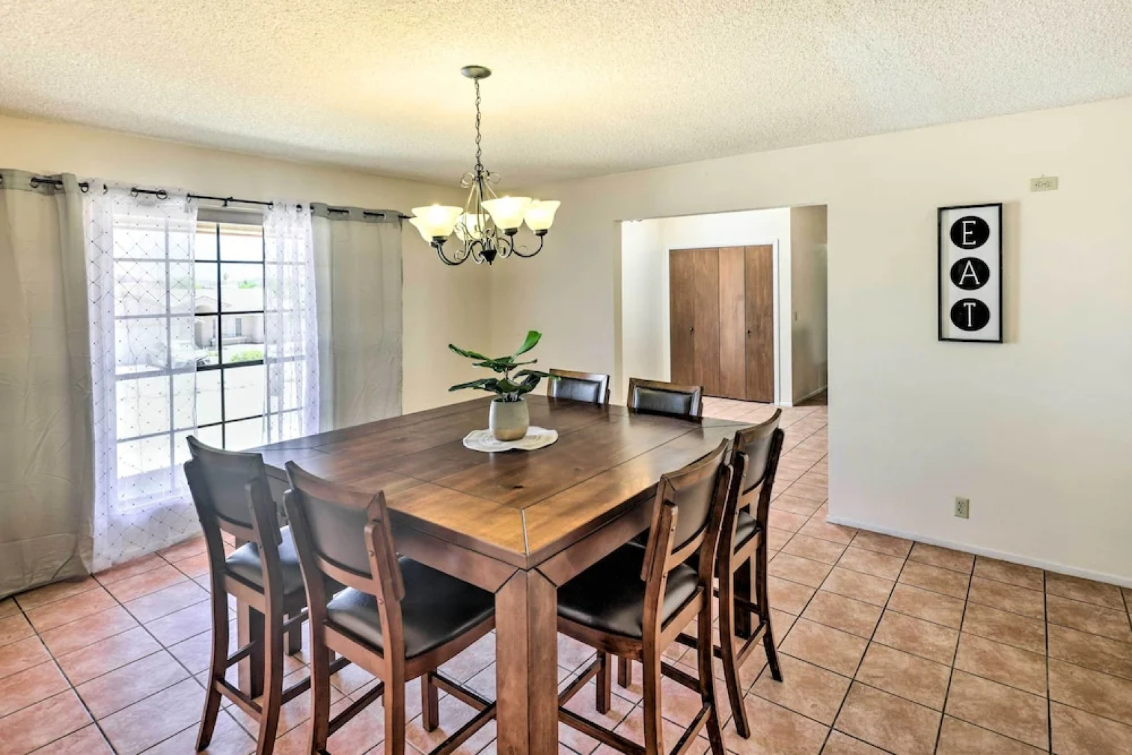 3 Mi to Marina: Lake Havasu Home w/ Heated Pool