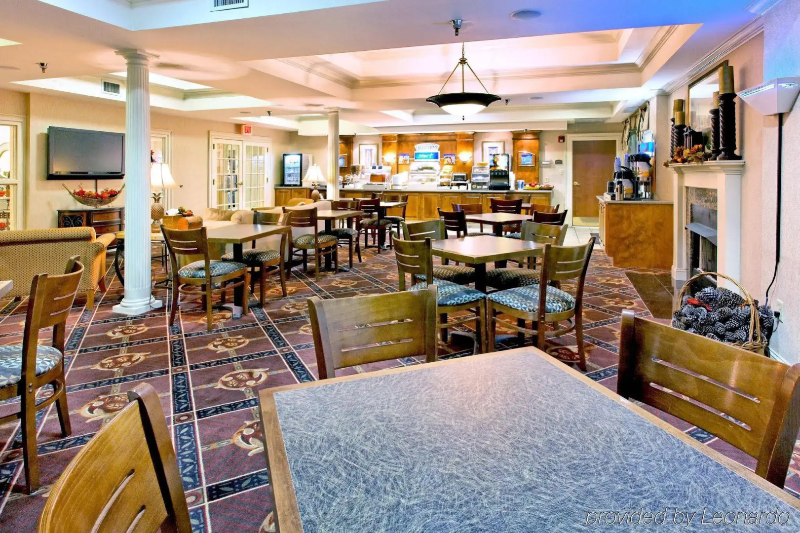 Holiday Inn Express Hotel & Suites Cullman by IHG