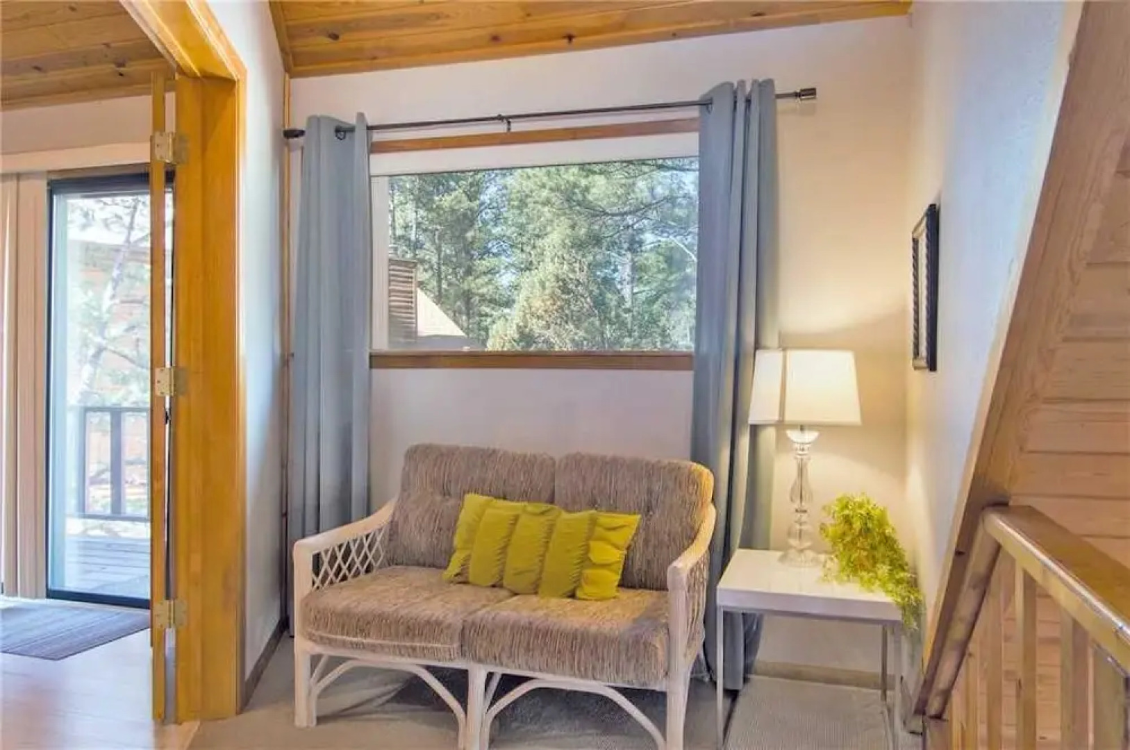 Air Nuevo - Three Bedroom Cabin