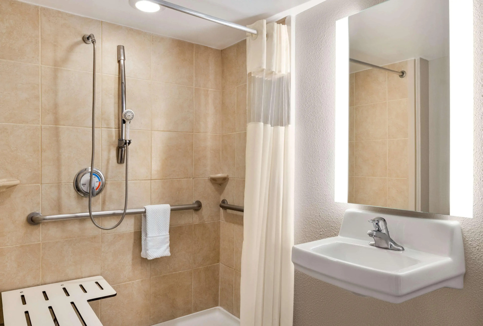 DoubleTree by Hilton Hotel New Orleans Airport