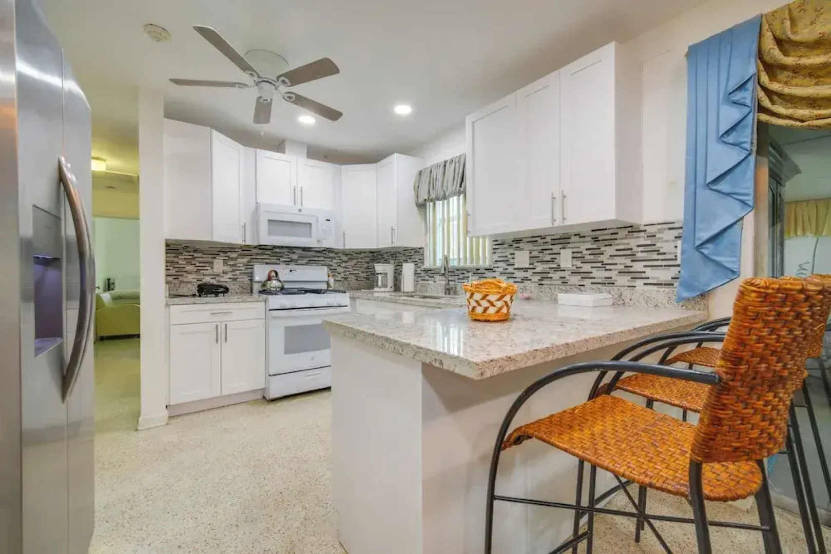 < 3 Mi to Hard Rock Stadium: Miami Home w/ Sunroom