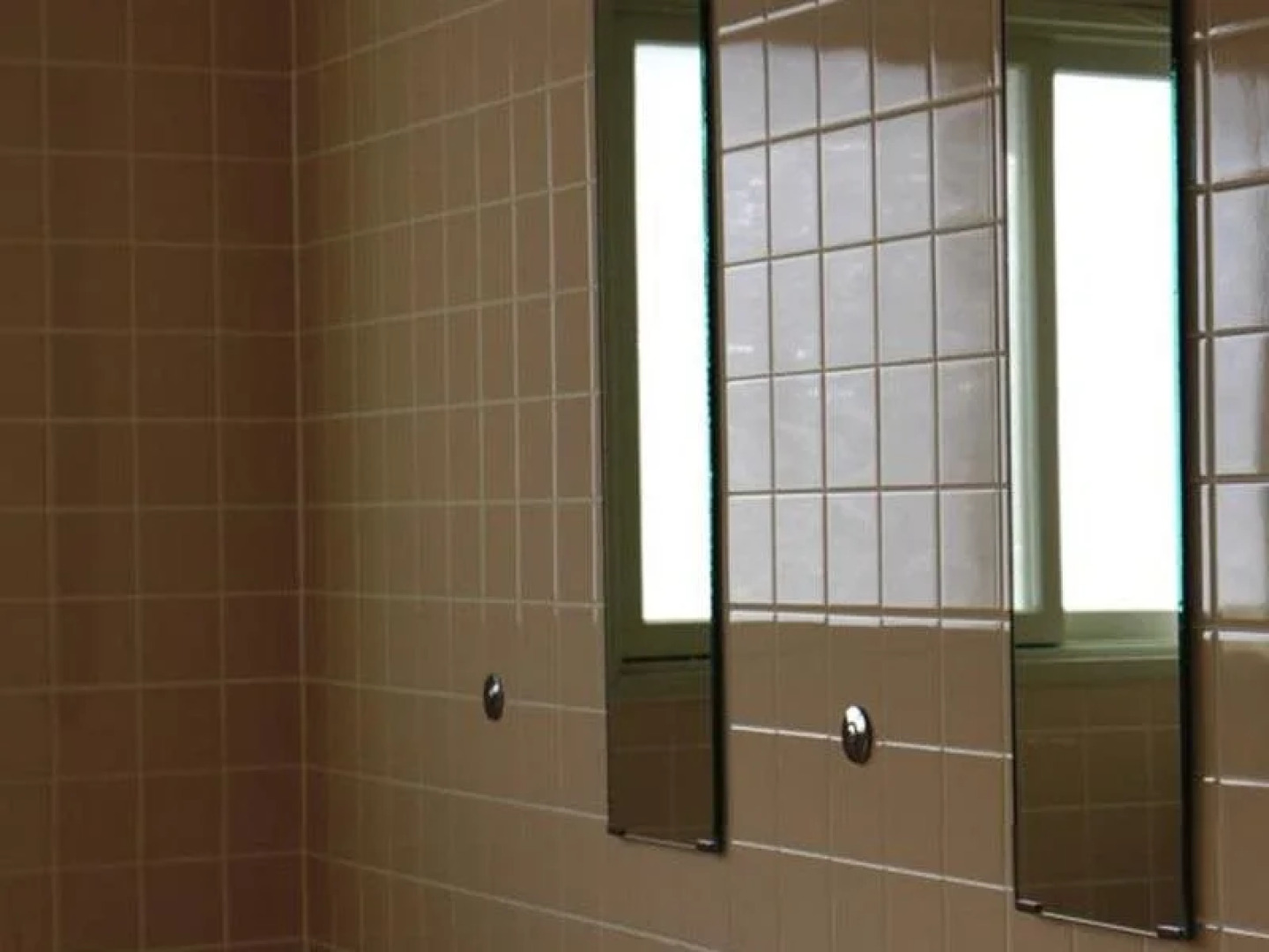 Showa Shinzan Youth Hostel