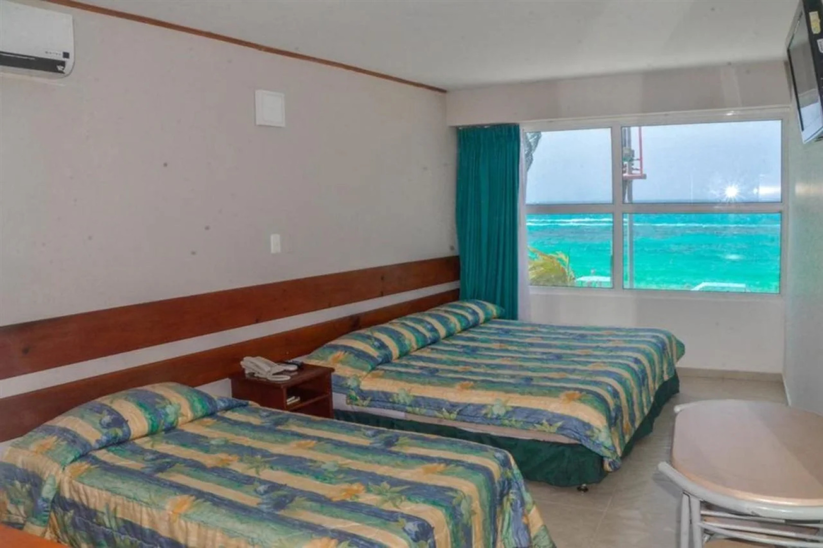 Hotel Portobelo beach