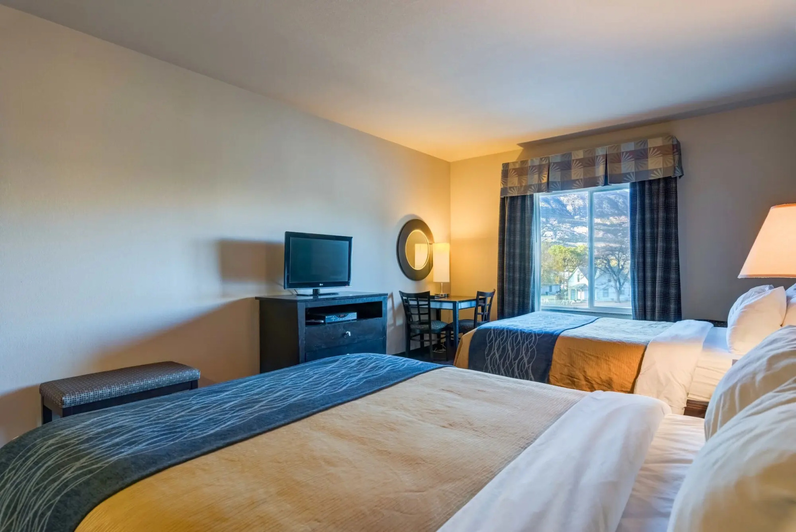 Comfort Inn & Suites