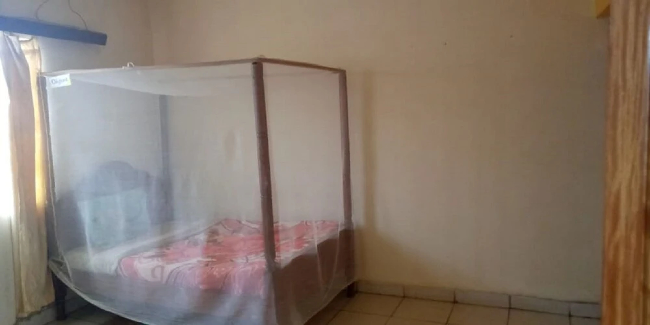 Chariot County Hotel