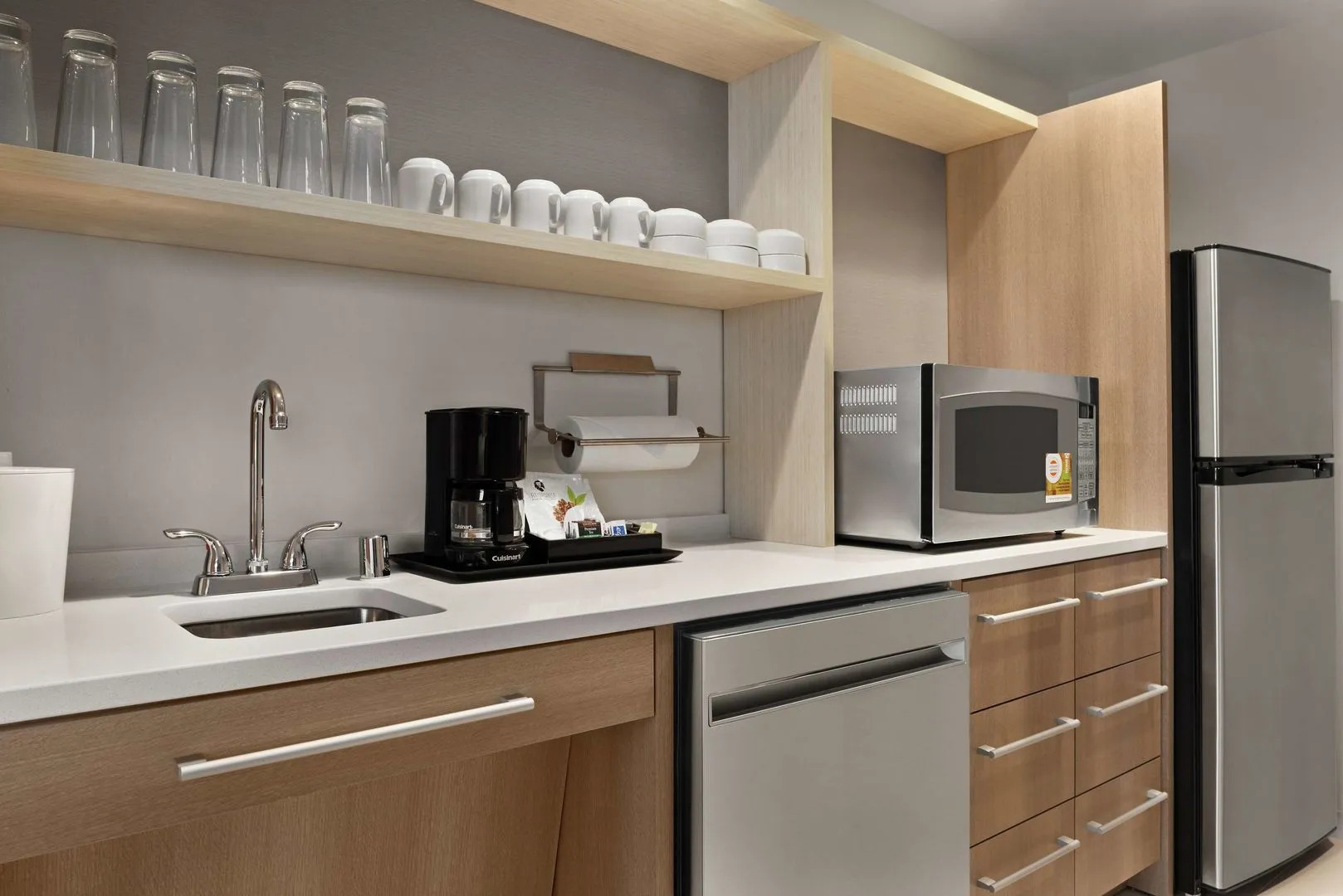 Home2 Suites by Hilton Brooklyn Park Minneapolis