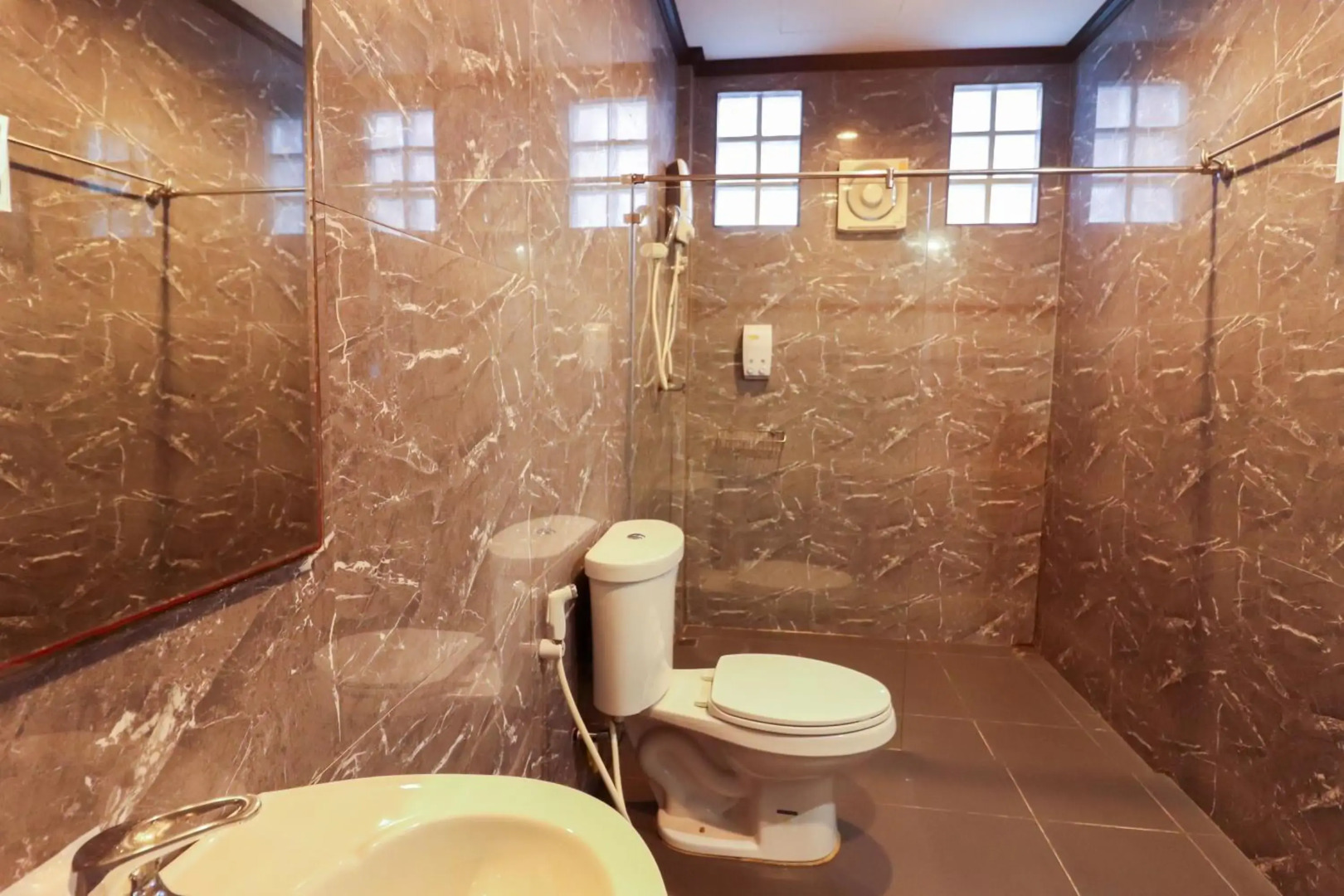 Sinsamut Koh Samed Hotel