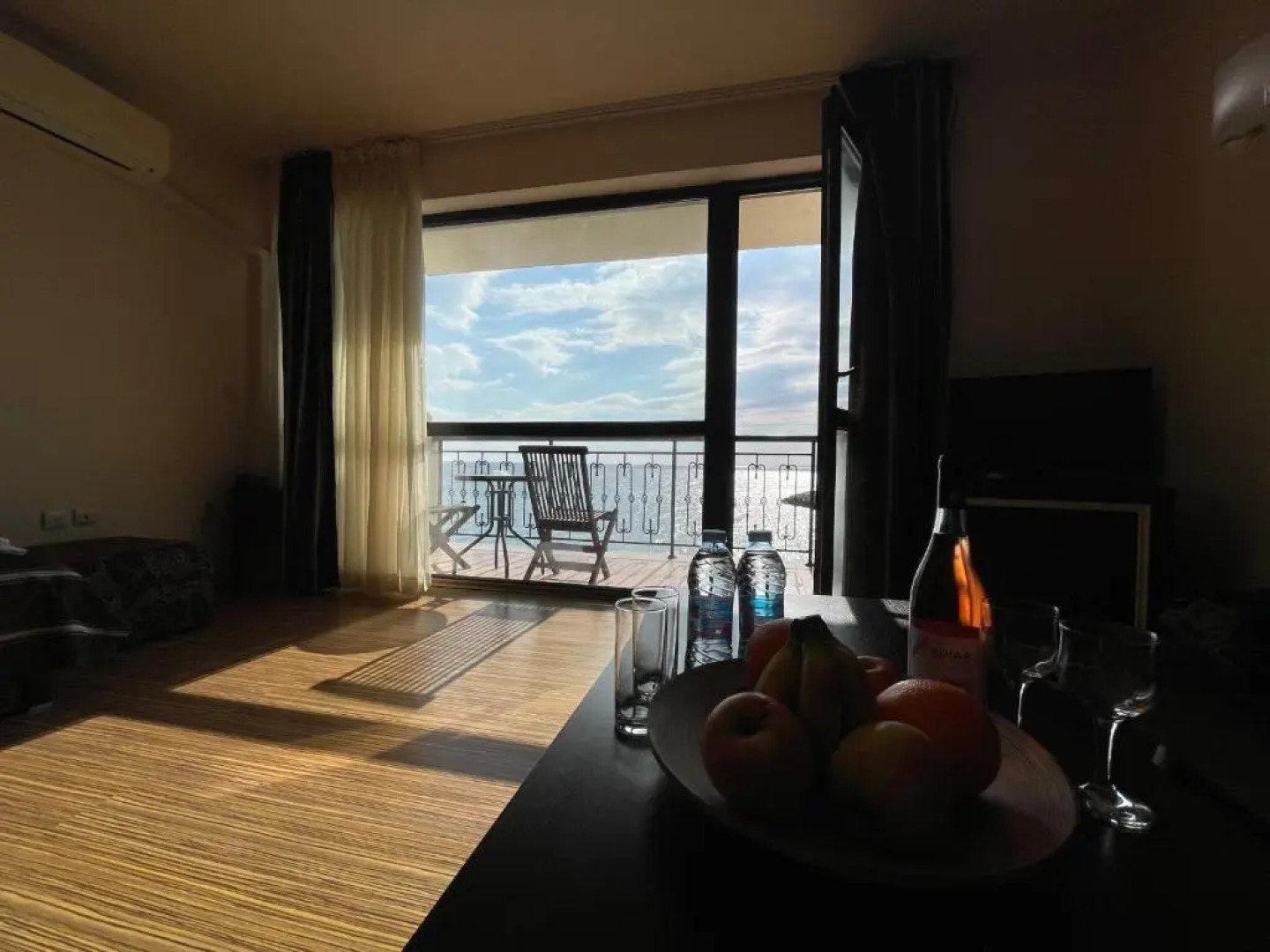 At the Americans Hotel